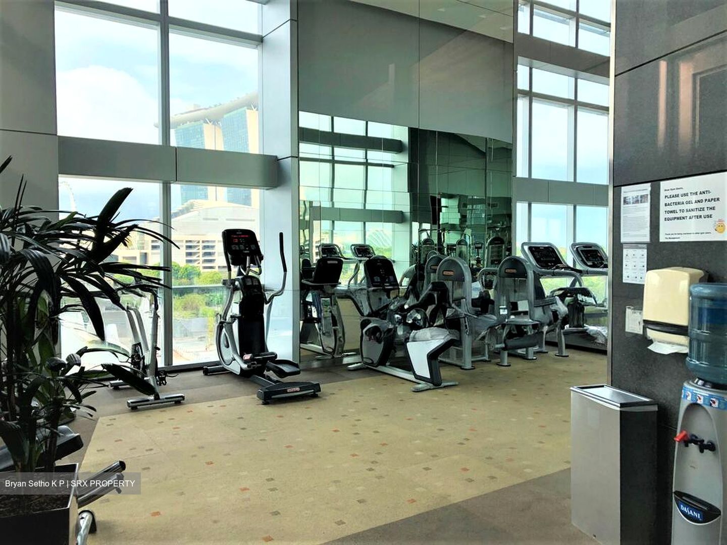 Marina Bay Residences (D1), Condominium #503748911